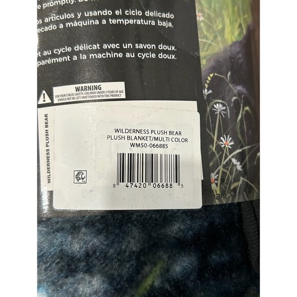 Wild Frontier NWT Wilderness Plush Throw Blanket SZ 50 inches by 60 inches - Picture 2 of 9